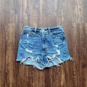 Abercrombie & Finch Women’s The Mom Short - High Rise Distressed Denim-Size 26/2